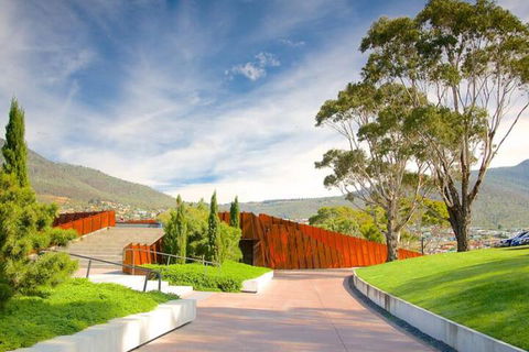 Essentially Hobart - Accommodation QLD 2
