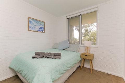 Seabreeze - Accommodation QLD 3