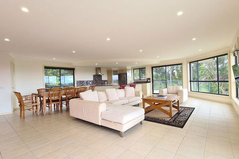 A Vista, Townhouse 1 - Accommodation QLD 0