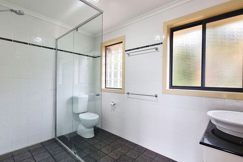 A Vista, Townhouse 1 - Accommodation QLD 4