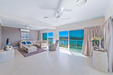 Panoramic Island Views - Accommodation QLD 5
