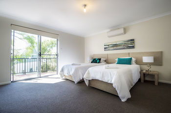 Forte Capeview Apartments - Accommodation QLD 1
