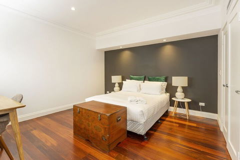 Cottesloe Aqua Retreat - Executive Escapes - Accommodation QLD 4