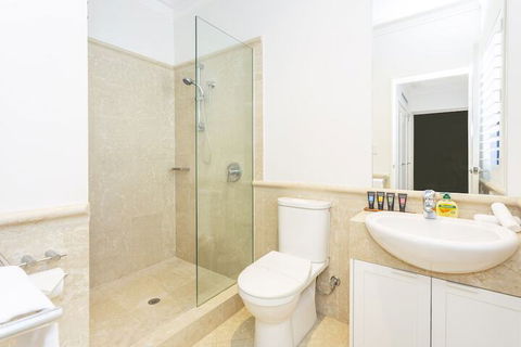 Cottesloe Aqua Retreat - Executive Escapes - Accommodation QLD 2