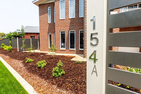 Wagga Apartments 1 - Accommodation QLD 0