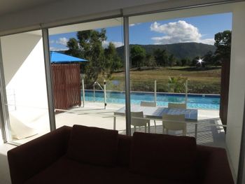 SoCal Swim Out 2 Bedroom Apartment - Accommodation QLD 1