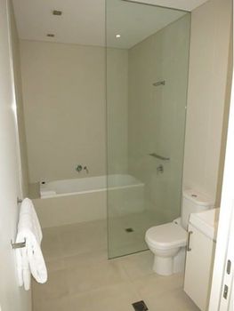 SoCal Swim Out 2 Bedroom Apartment - Accommodation QLD 2