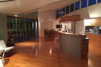 Mathews - Accommodation QLD 0