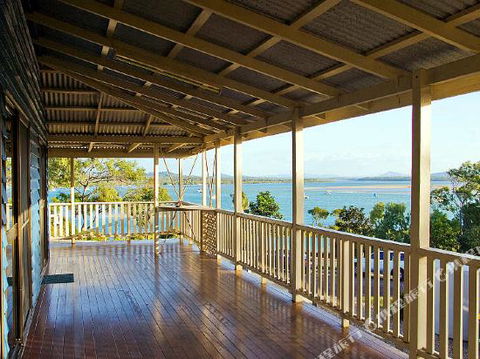 1770 Beach Accommodation Elliot Lodge - Accommodation QLD 2