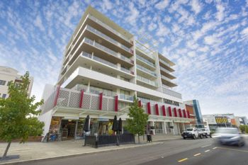 Executive Studio Inner City Apartment - Accommodation QLD 0