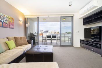 Executive Studio Inner City Apartment - Accommodation QLD 1