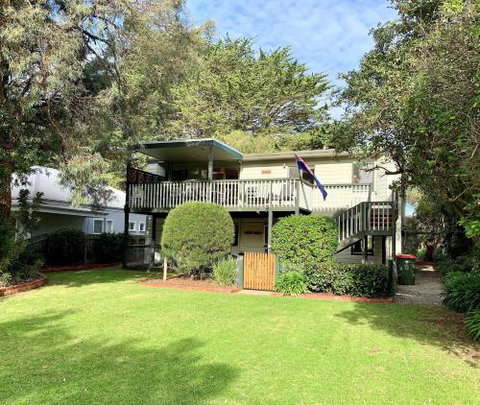 Island Escape - Accommodation QLD 0