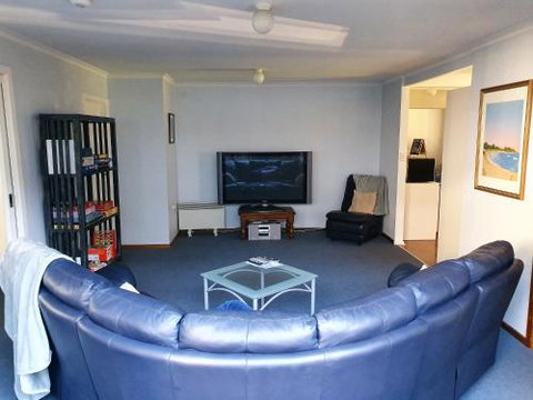 Island Escape - Accommodation QLD 3