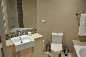 Luxury Beach Escape 90mins From Sydney - Accommodation QLD 3