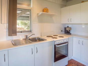 The 5th Green - Accommodation QLD 2