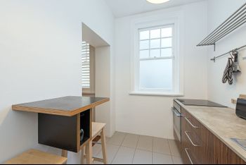 Spacious One Bedroom Heart Of Potts Point H333 - Accommodation QLD 1