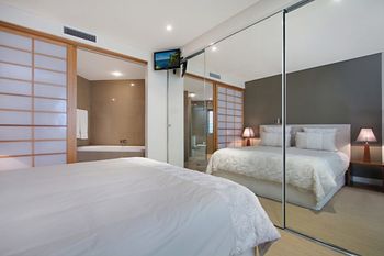 Cotton Beach Forty Four Roof Top - Accommodation QLD 2