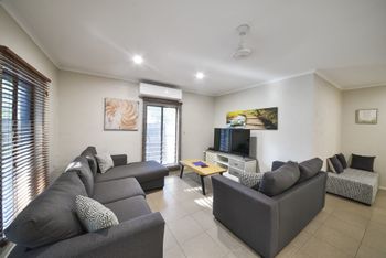 Seaclusion - Accommodation QLD 1