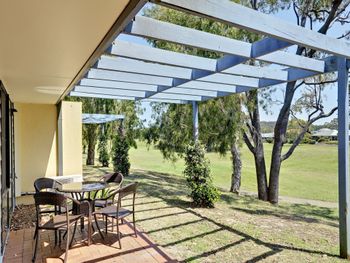 Villa 127 Horizons Golf Resort - Accommodation QLD 5