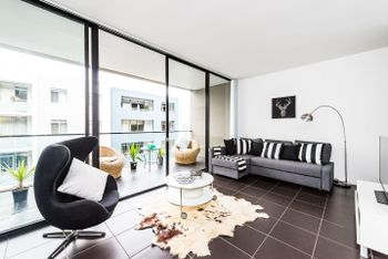 Executive Two Bed Penthouse Studio In The City - Accommodation QLD 0