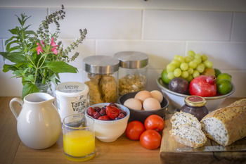 Arcadia Bed & Breakfast & Cottages - Accommodation QLD 4