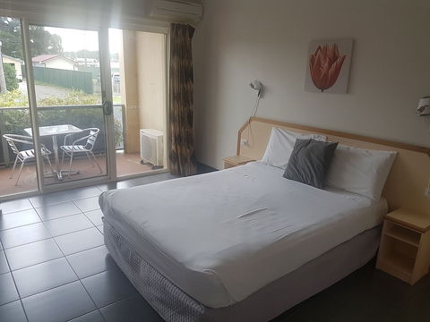 Jopen Cafe & Motel - Accommodation QLD 4