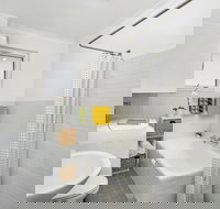 Chatswood Convenience JANET - Accommodation QLD