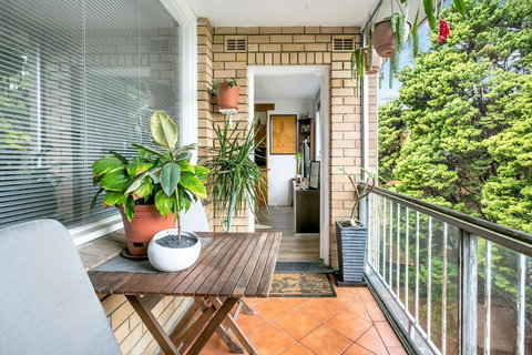 Chatswood Convenience JANET - Accommodation QLD 4