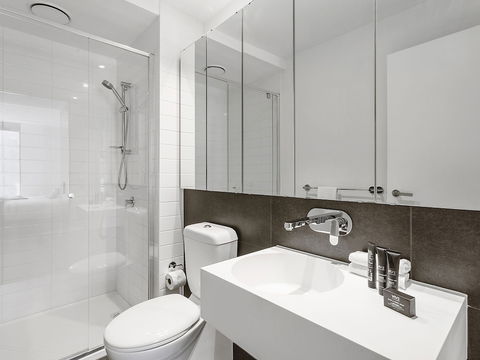 CHARLOTTE Manhatten Building Near Spencer St. & Southern Cross Station - Accommodation QLD 2