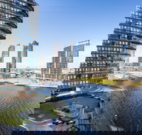 Sabrina 2BDR Docklands Apartment - Accommodation QLD