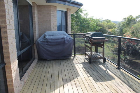 Luxury At Tallawang Malua Bay - Accommodation QLD 2