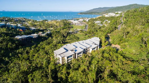 Azure Sea Whitsunday Resort - Accommodation QLD 0