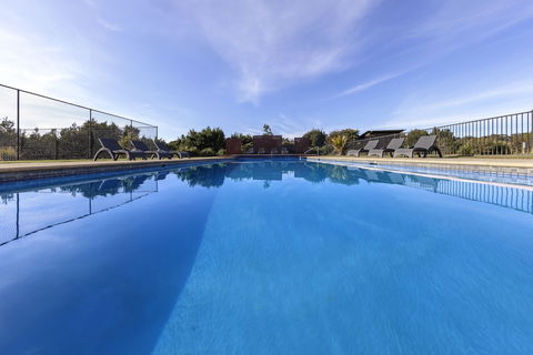 Ramada Resort By Wyndham Phillip Island - Accommodation QLD 1