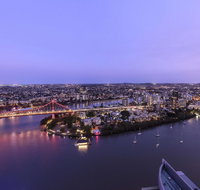 Oaks Aurora Tower - Accommodation QLD