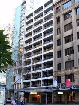 Madison Carrington Apartments - Accommodation QLD 2