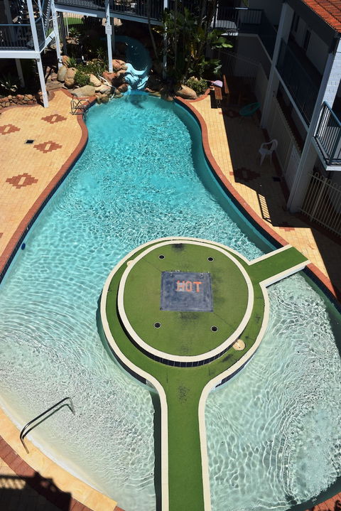 West Beach Lagoon 202 - Quiet & Ground Floor - Accommodation QLD 4