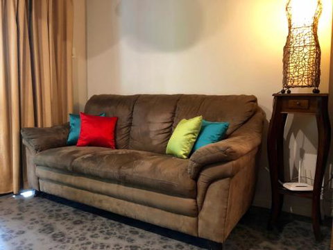 Five 3 Five - The Beachside Barracks - Accommodation QLD 1