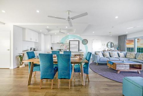 ZEN TOWERS - COZY HOLIDAY HOME For Families In CBD - Accommodation QLD 1