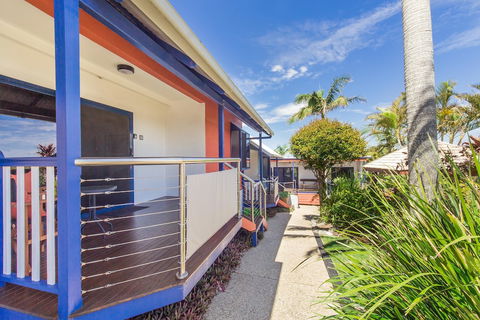 Clubyamba Beach Holiday Accommodation - Adults Only - Accommodation QLD 1