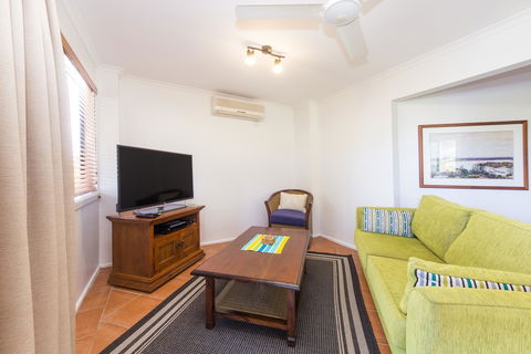 Clubyamba Beach Holiday Accommodation - Adults Only - Accommodation QLD 6