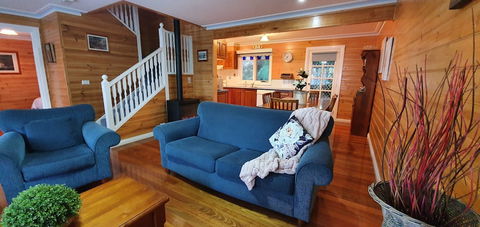 Dunes - Elegant Beach Villa With Huge Swim Spa - Accommodation QLD 2