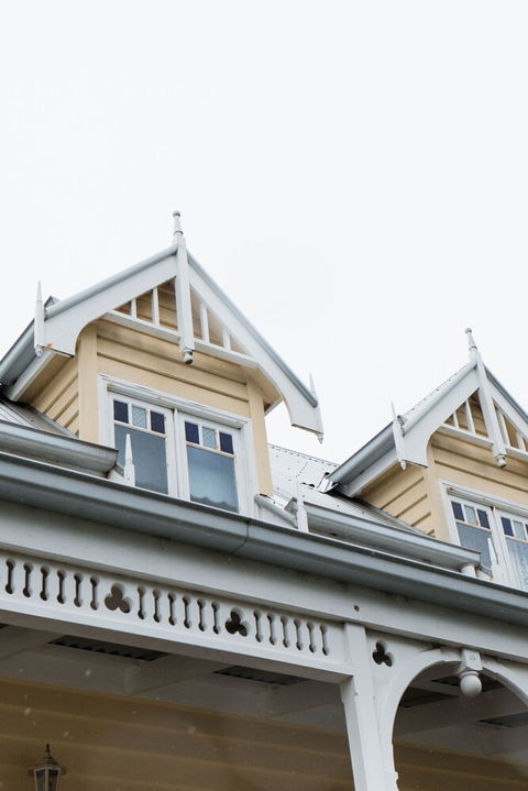 Dunes - Elegant Beach Villa With Huge Swim Spa - Accommodation QLD 0