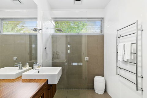 Bilsons Landing East - Accommodation QLD 4