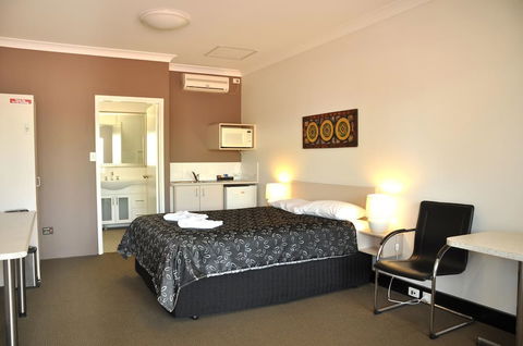 Pinjarra Resort - Accommodation QLD 6