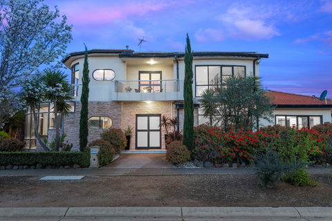 Villa De Marseilles - Melbourne - Accommodation QLD 0