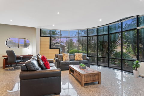 Villa De Marseilles - Melbourne - Accommodation QLD 3