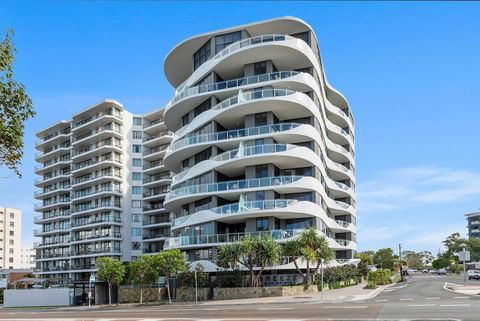 Breeze Mooloolaba - Accommodation QLD 0