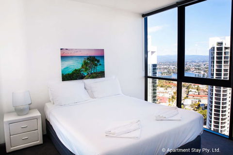 Apartment Stay - Circle On Cavill - Accommodation QLD 6