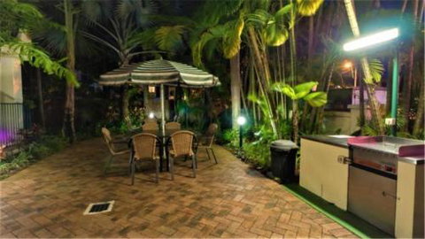 Taste Of The Tropics - Accommodation QLD 2