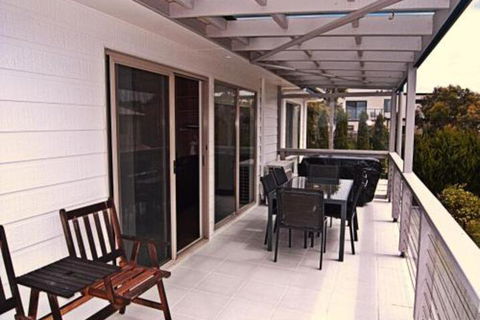 Valkei - Accommodation QLD 4